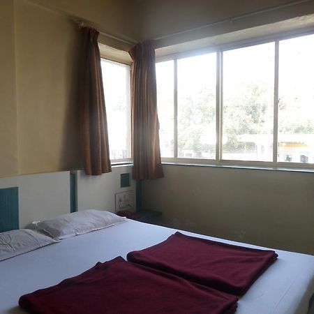 Hotel Sai Ratna Nashik Εξωτερικό φωτογραφία